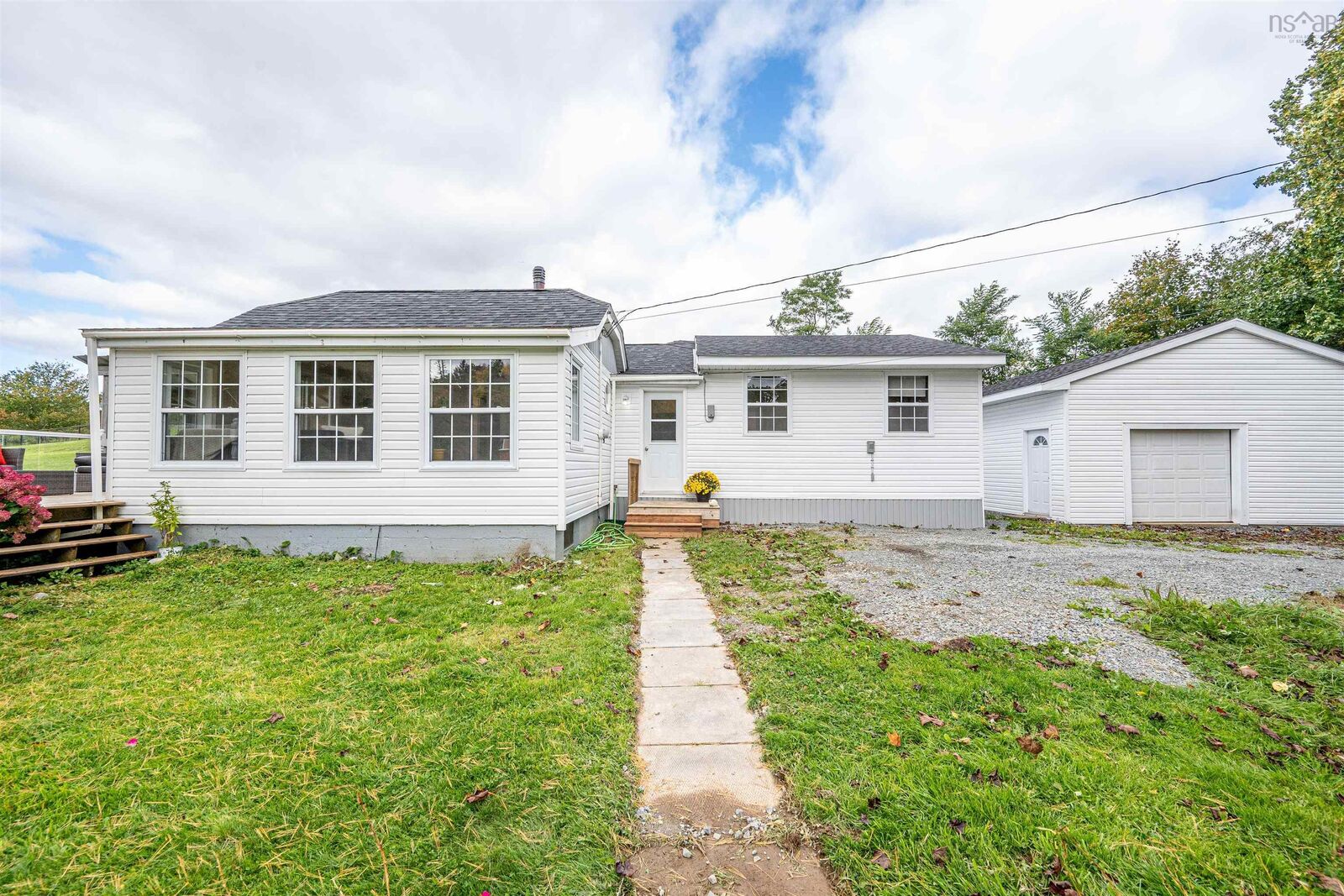 Property Photo:  66 Old Halifax Road  NS B3Z 2W8 