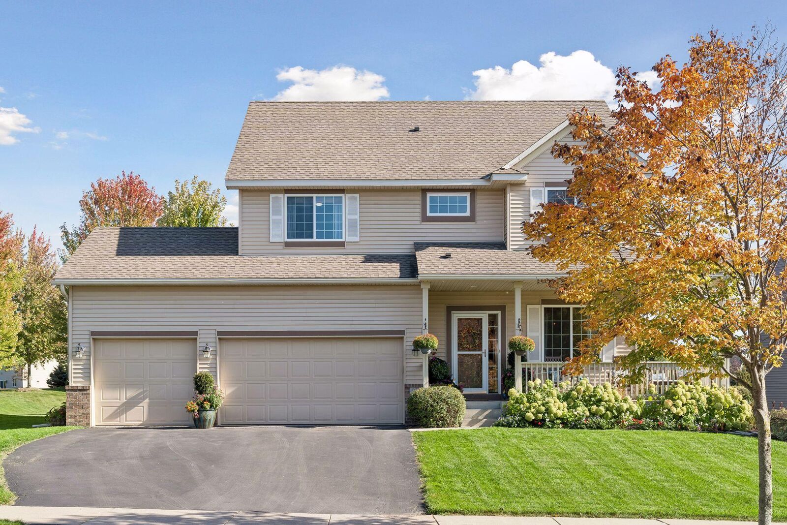 Property Photo:  9537 Glacier Road  MN 55375 