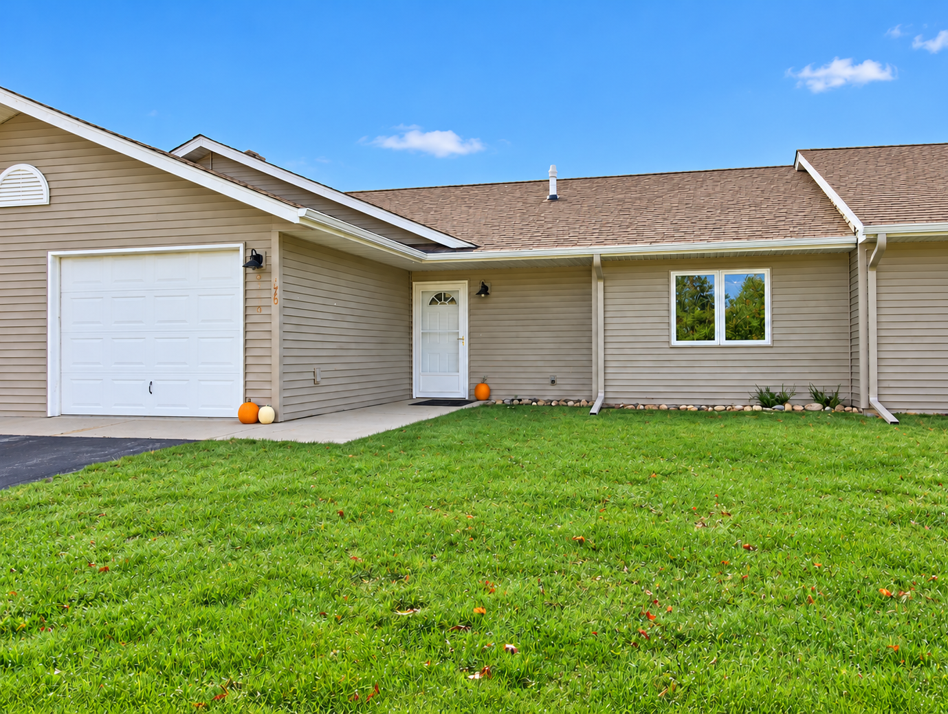 Property Photo:  970 Portland Street  MN 56385 