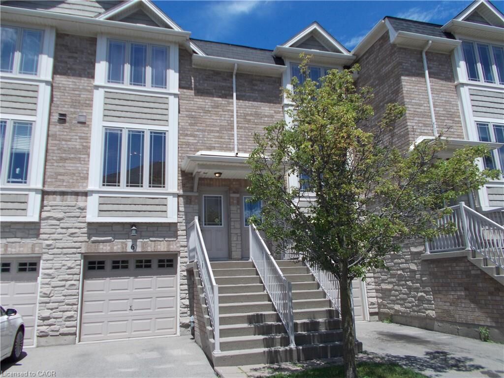 Property Photo:  8 Hemlock Way 6  ON L3M 0B5 