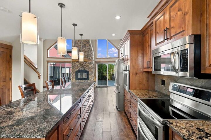 Property Photo:  210 Cottageclub Crescent  AB T4C 1B1 