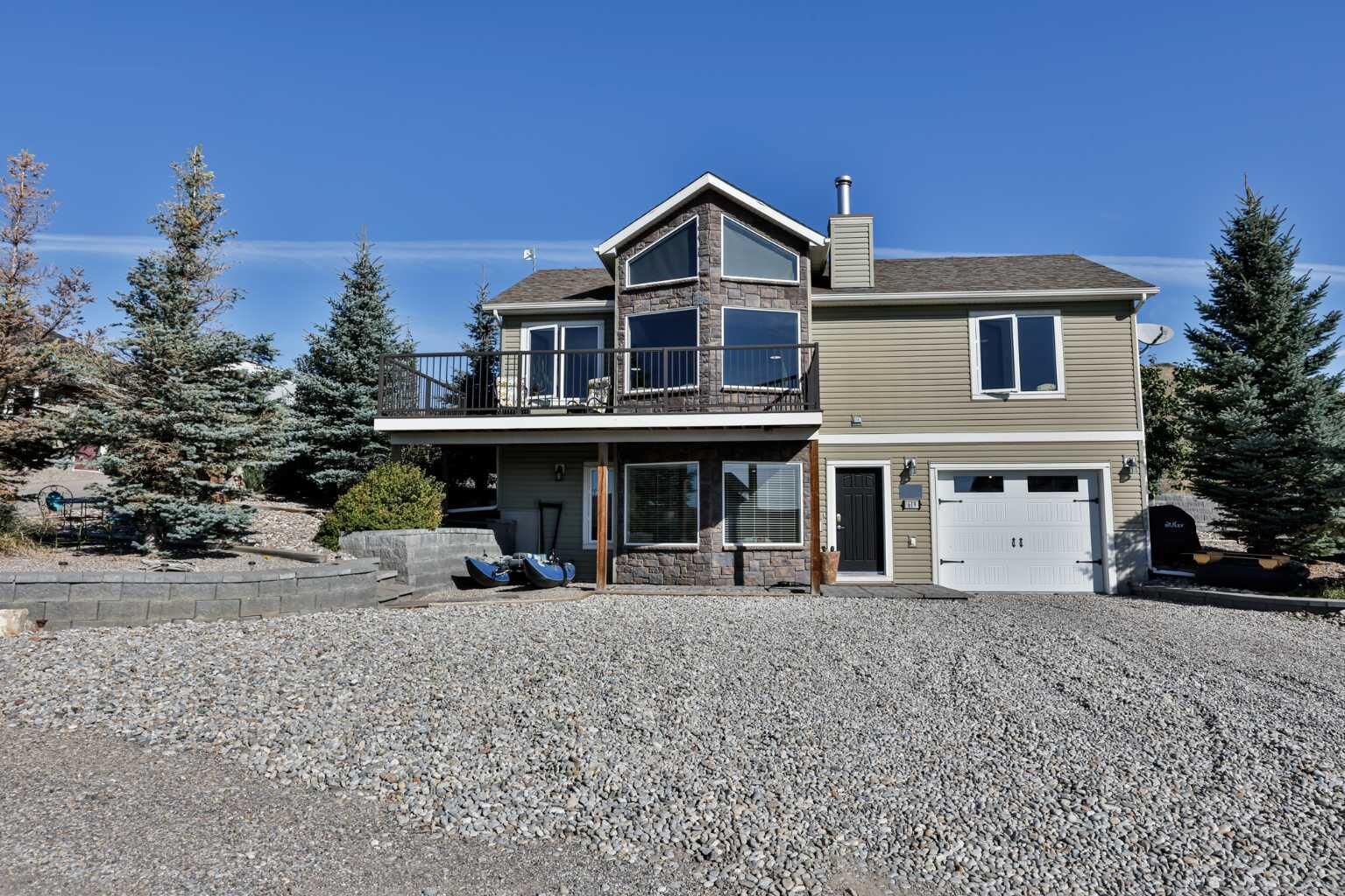 Property Photo:  619 Chinook Crescent  AB T0K 1W0 