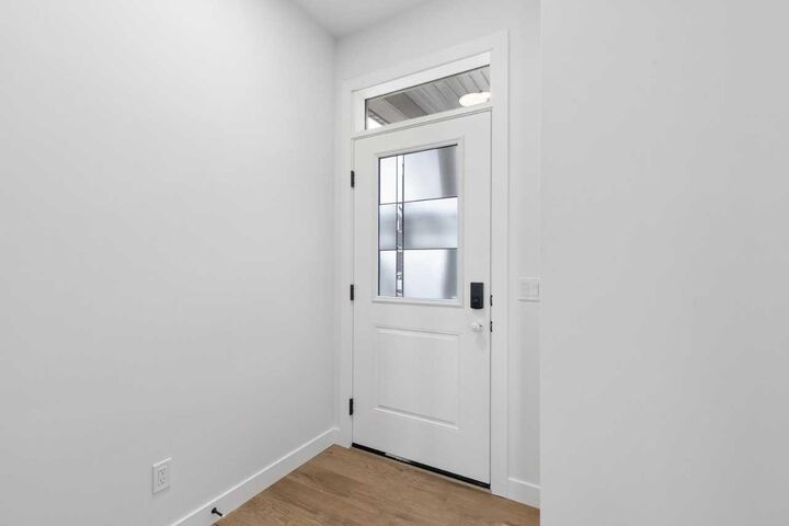 Property Photo:  474 Hotchkiss Manor SE  AB T3S 0T1 