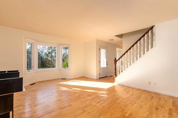 Property Photo:  SE-25-52-2-4  AB T0B 2X0 