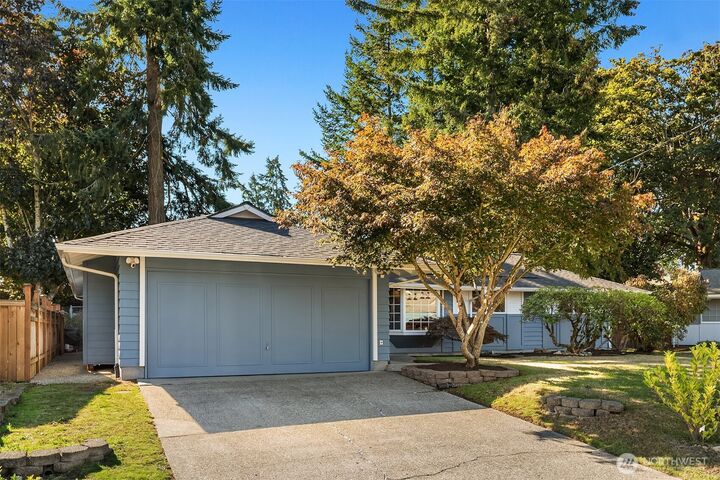 Property Photo:  3917 NE 11th Place  WA 98056 