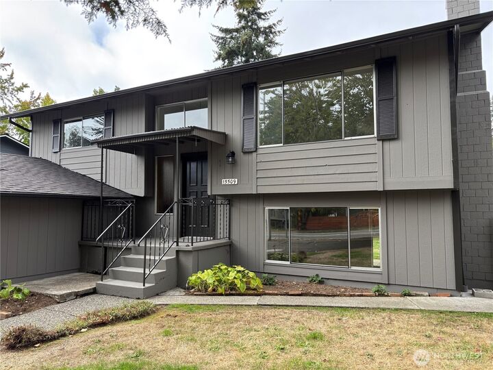 Property Photo:  15509  Meridian Avenue N  WA 98133 