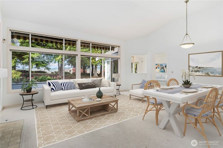 Property Photo:  31  Sea Vista Place  WA 98365 