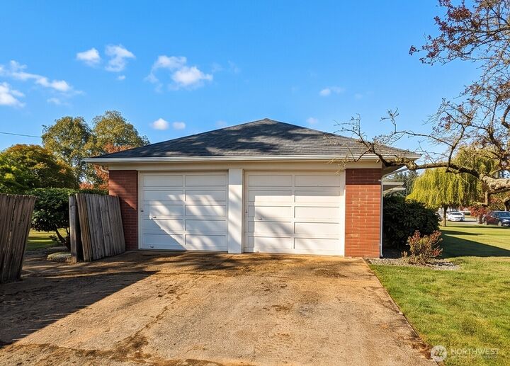 Property Photo: 100 Belmont Terrace WA 98274