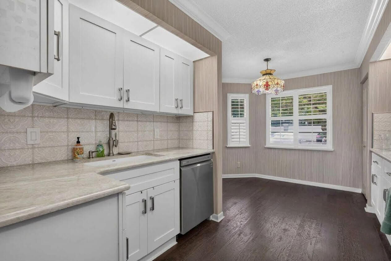 Property Photo:  1604 Abaco Drive D1  FL 33066 
