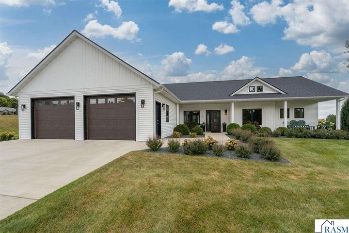 Property Photo:  126 Shoreview Drive  MN 56028 