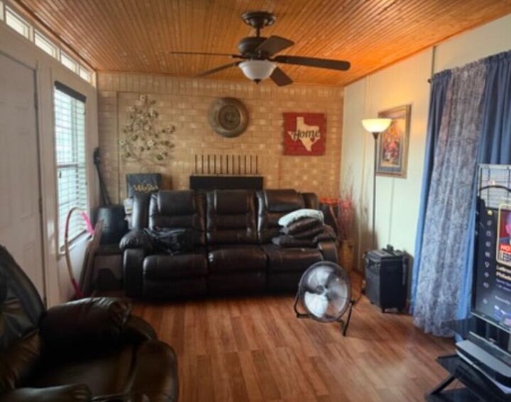 Property Photo: 1103 N Garfield Street TX 76901