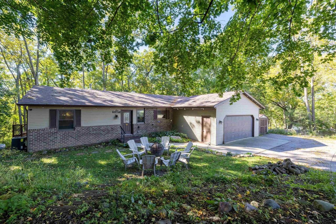 Property Photo: 906 2nd Street WI 53913