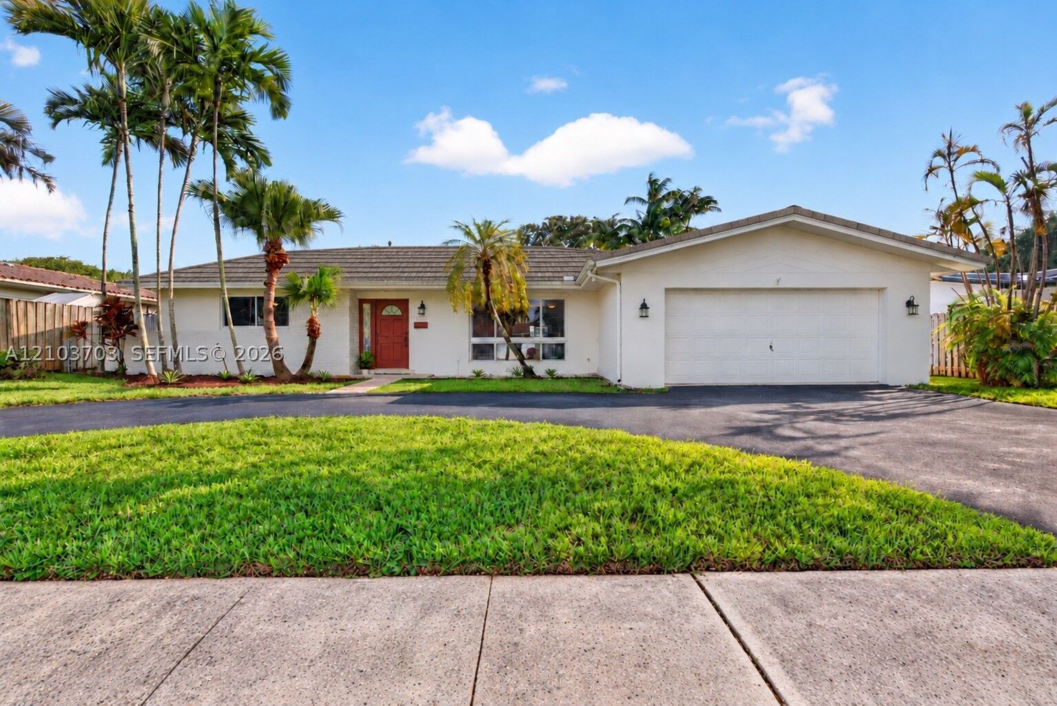 Property Photo:  4110 Roosevelt St  FL 33021 