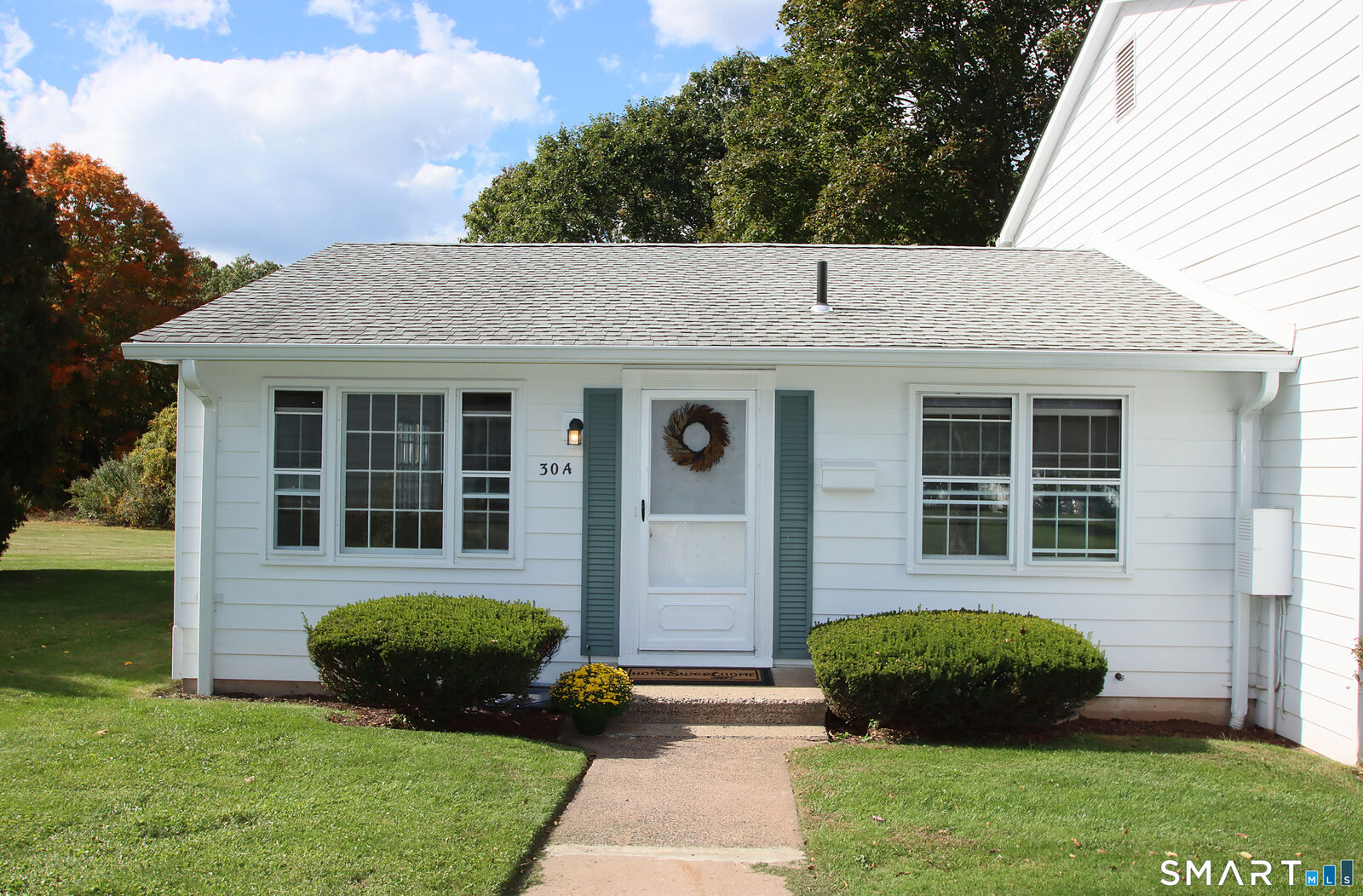 Property Photo:  30 Ambassador Drive A  CT 06042 