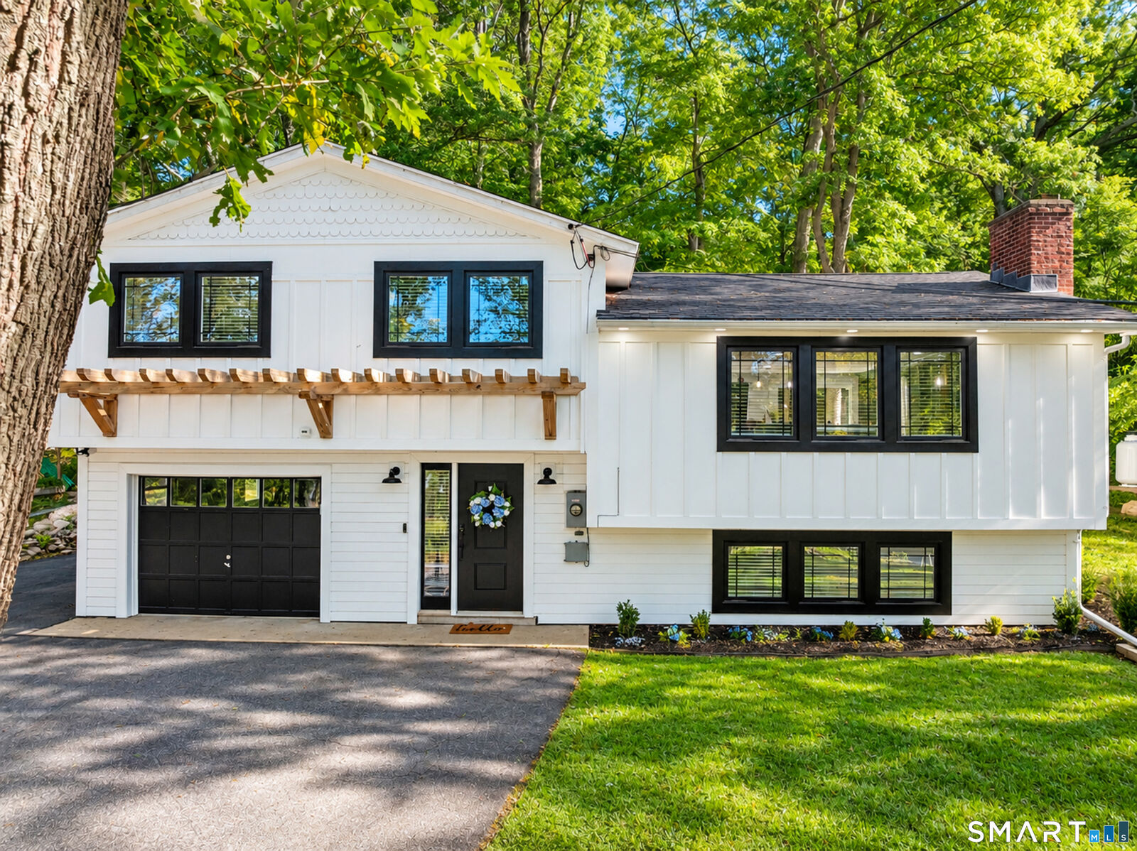 Property Photo:  52 Stonybrook Road  CT 06335 