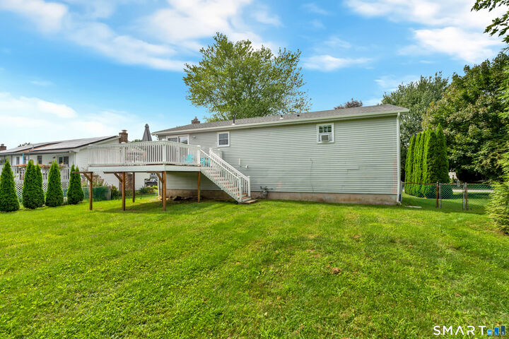 Property Photo: 200 Capstan Avenue CT 06355
