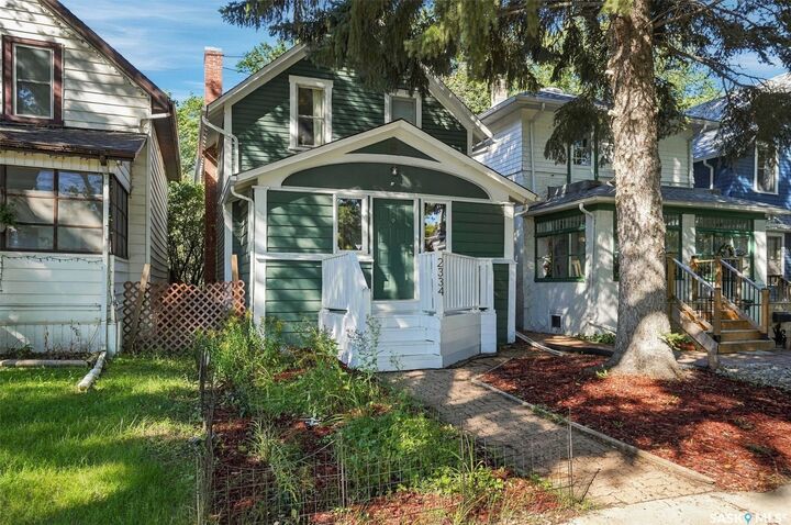 Property Photo:  2334 Garnet Street  SK S4T 3A2 