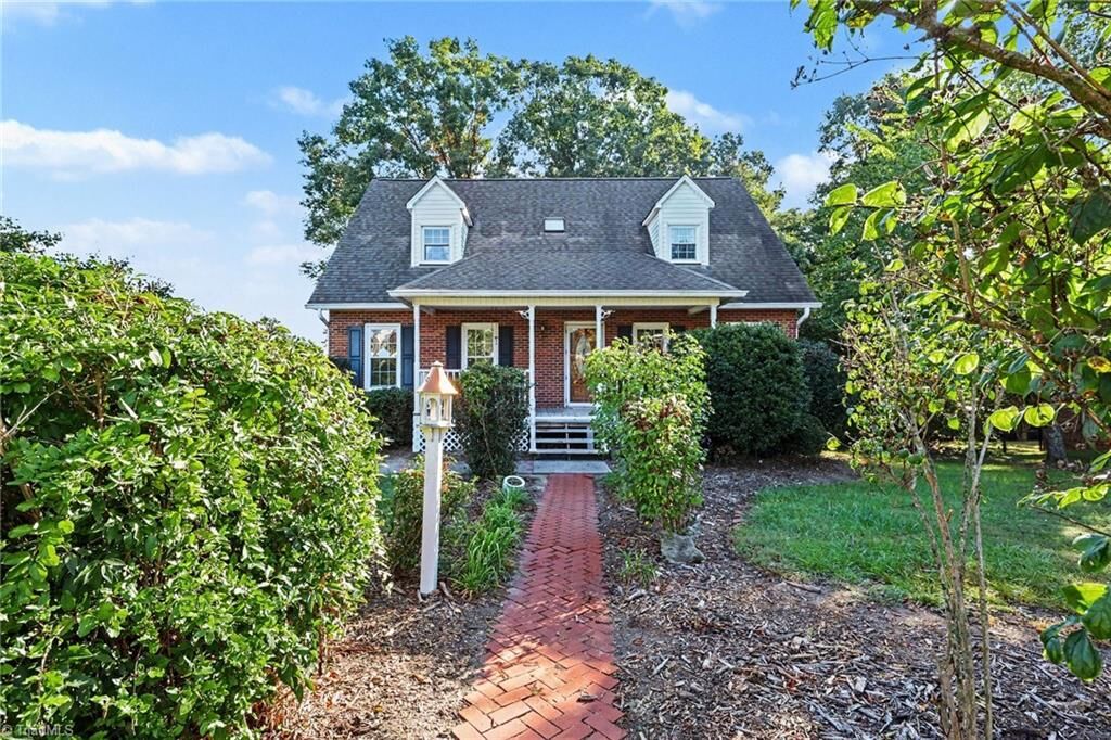 Property Photo: 2655 Knob Hill Drive NC 27012