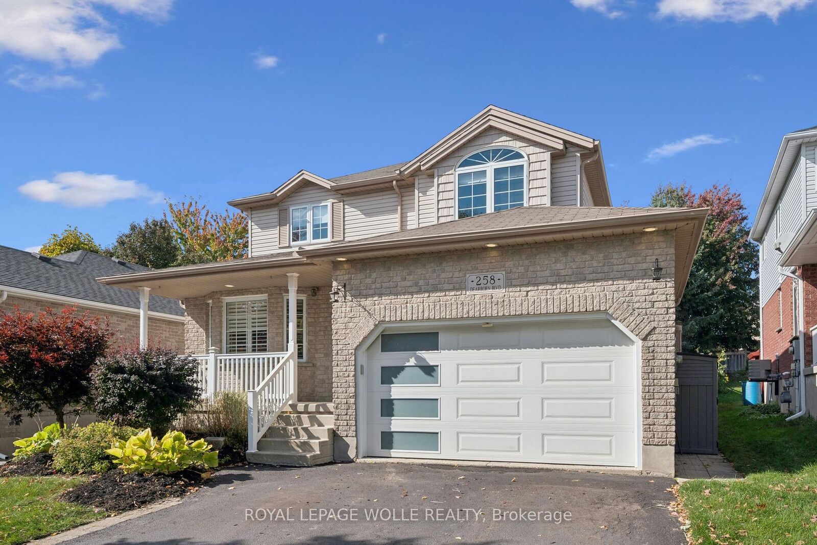Property Photo:  258 Dearborn Boulevard  ON N2J 4Y6 