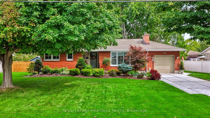 Property Photo:  257 Eldon Street  ON N7A 3R9 
