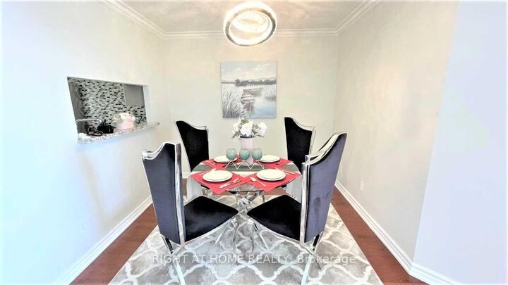 Property Photo:  1470 Midland Avenue  ON M1P 4Z4 