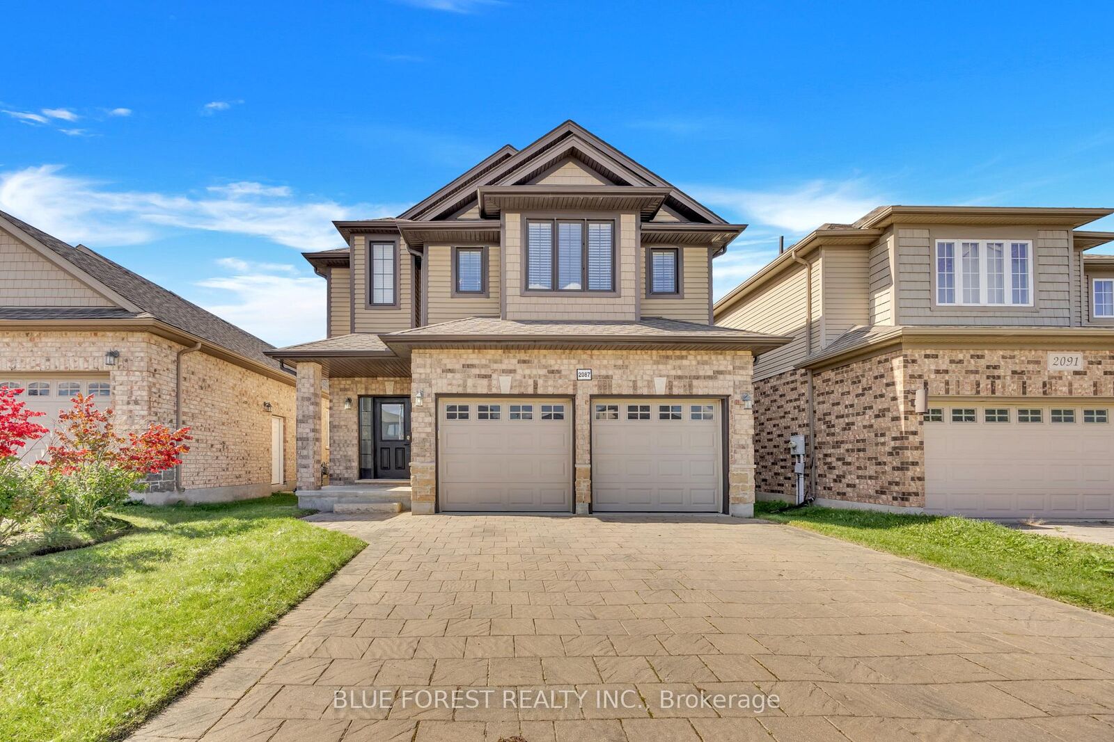 Property Photo:  2087 Cherrywood Trail  ON N6H 0C8 