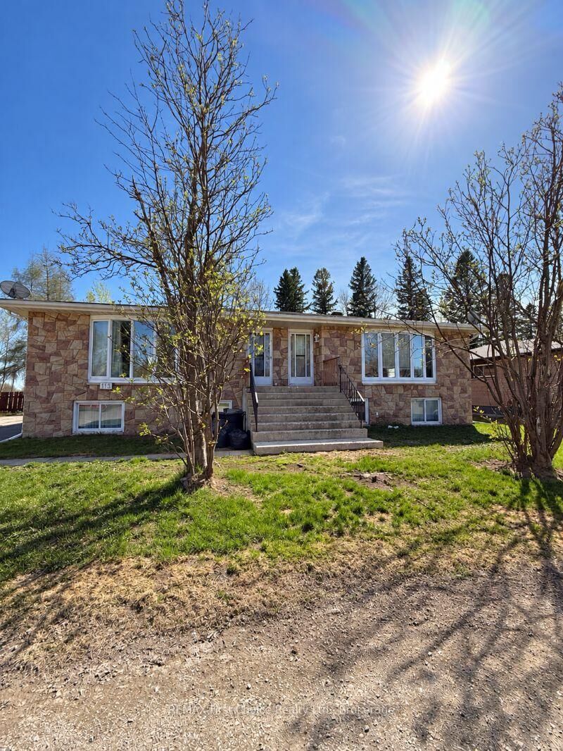 Property Photo:  113 Cedar Crescent  ON P0T 2A0 