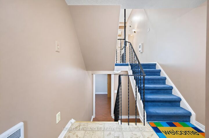 Property Photo:  63 McCallum Court 63  ON L6W 3M4 