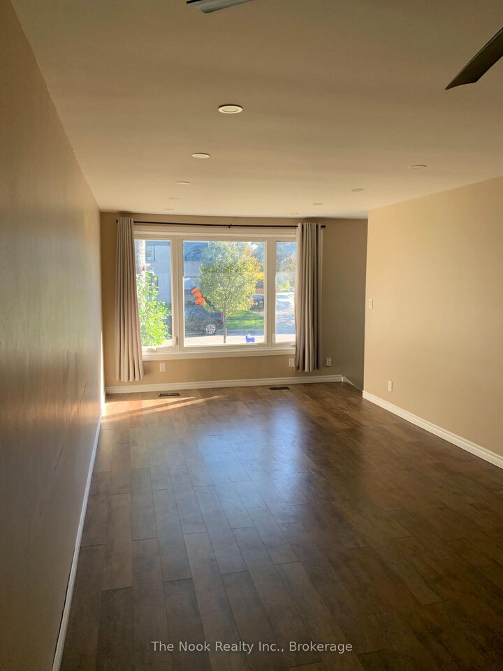 Property Photo: 210 Dovedale Drive Upper ON L1N 1Z6