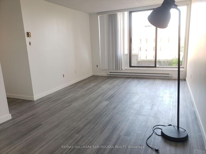 Property Photo: 1177 Belanger Avenue 413 ON K1H 8N7
