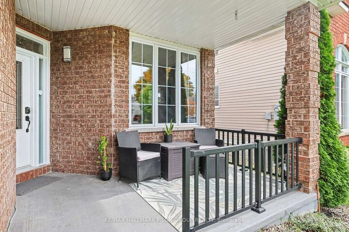 Property Photo:  4377 Rainforest Drive  ON K1V 1L4 