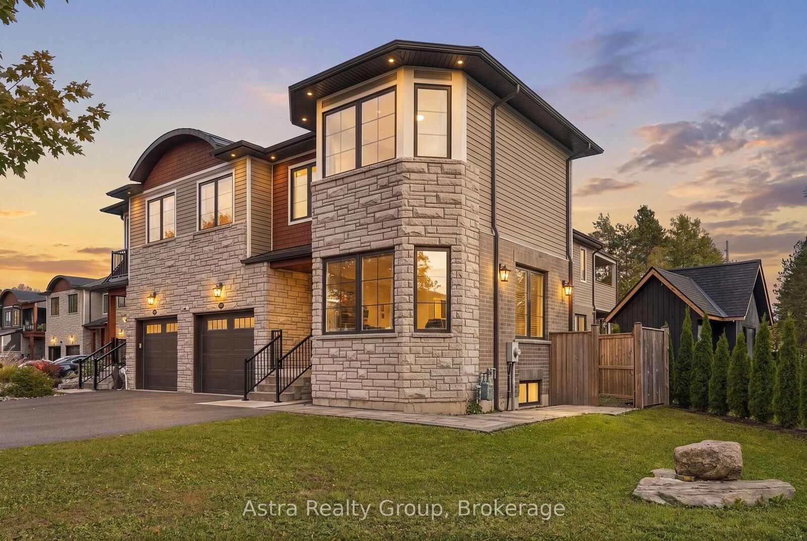 Property Photo:  181 Anglo Street  ON P1L 2H3 