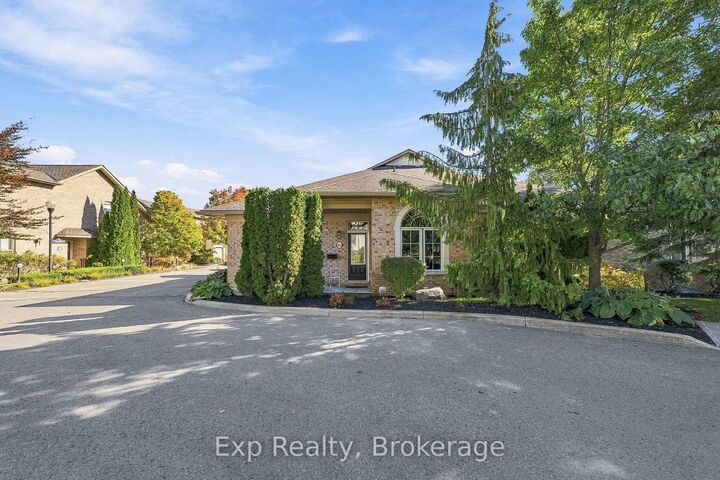 Property Photo:  120 University Avenue E 101  ON K9A 0A9 