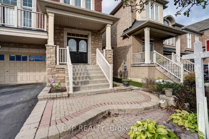 Property Photo:  87 Booker Drive  ON L1Z 0J4 