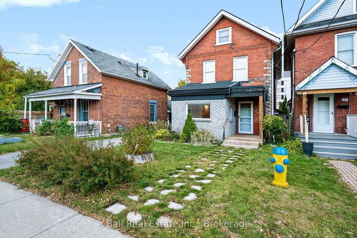 Property Photo:  196 Perry Street  ON K9J 2J2 