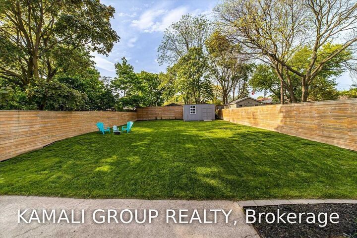 Property Photo:  714 Gilbert Street W Main  ON L1N 1S2 