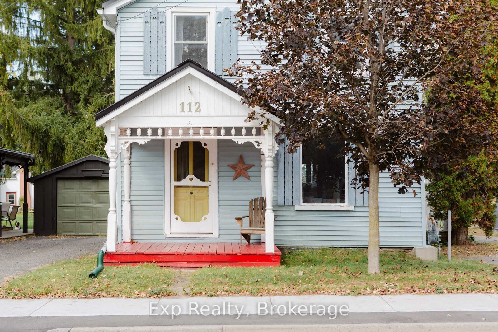 Property Photo:  112 Front Street W  ON K0K 3E0 