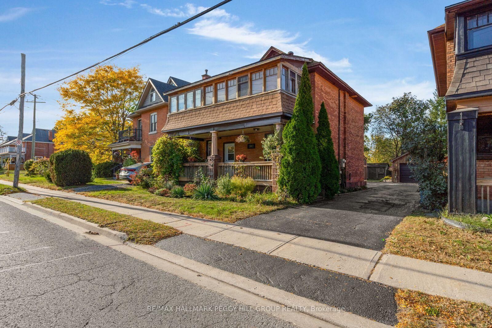Property Photo:  48 Brock Street  ON L4N 2L7 