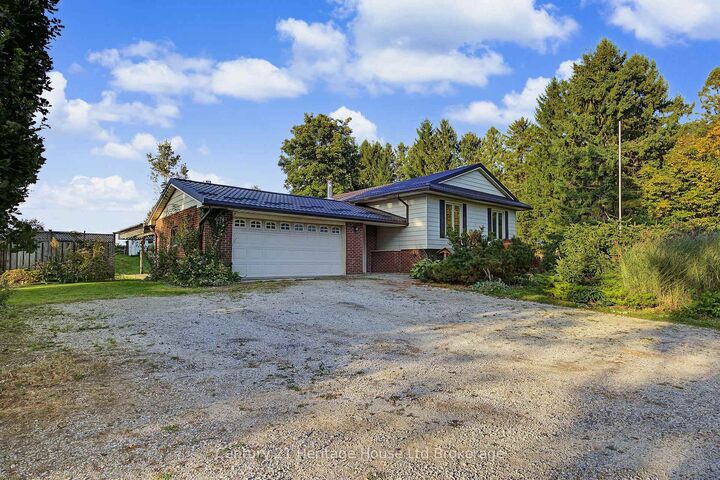 Photo de la propriété:  17846 Evelyn Drive  ON N0M 2M0 