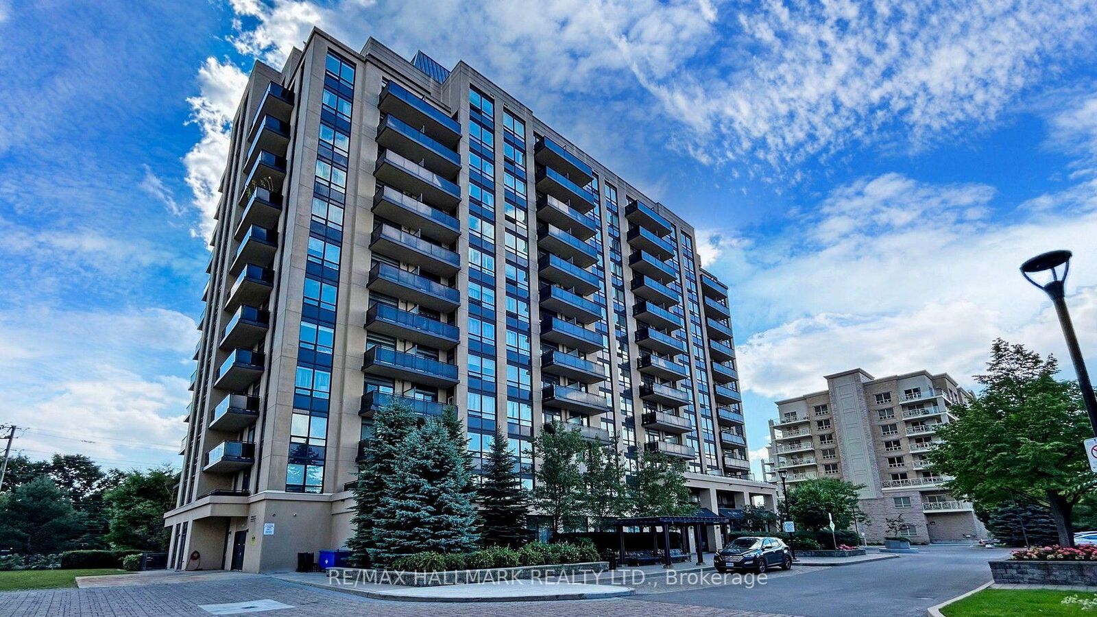 Property Photo:  520 Steeles Avenue W 609  ON L4J 1A2 