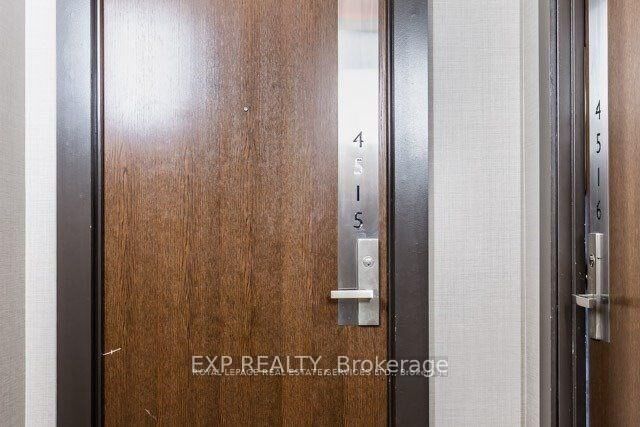 Property Photo:  70 Temperance Street 4515  ON M5H 4E8 