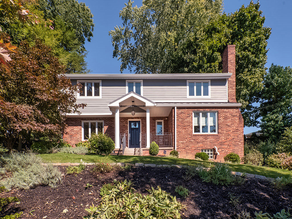 Property Photo:  255 Connecting Road  PA 15228 