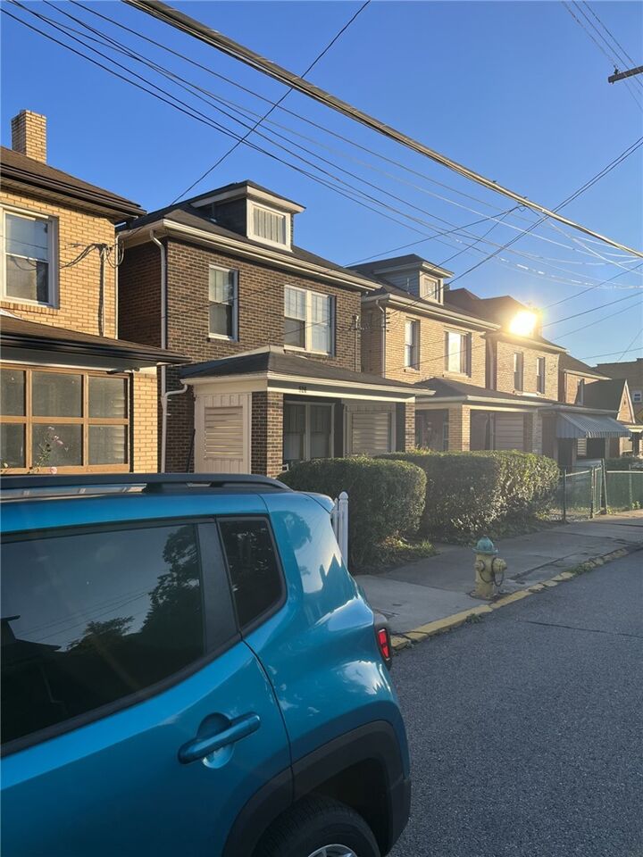 Property Photo:  526 Ridge Ave  PA 15112 