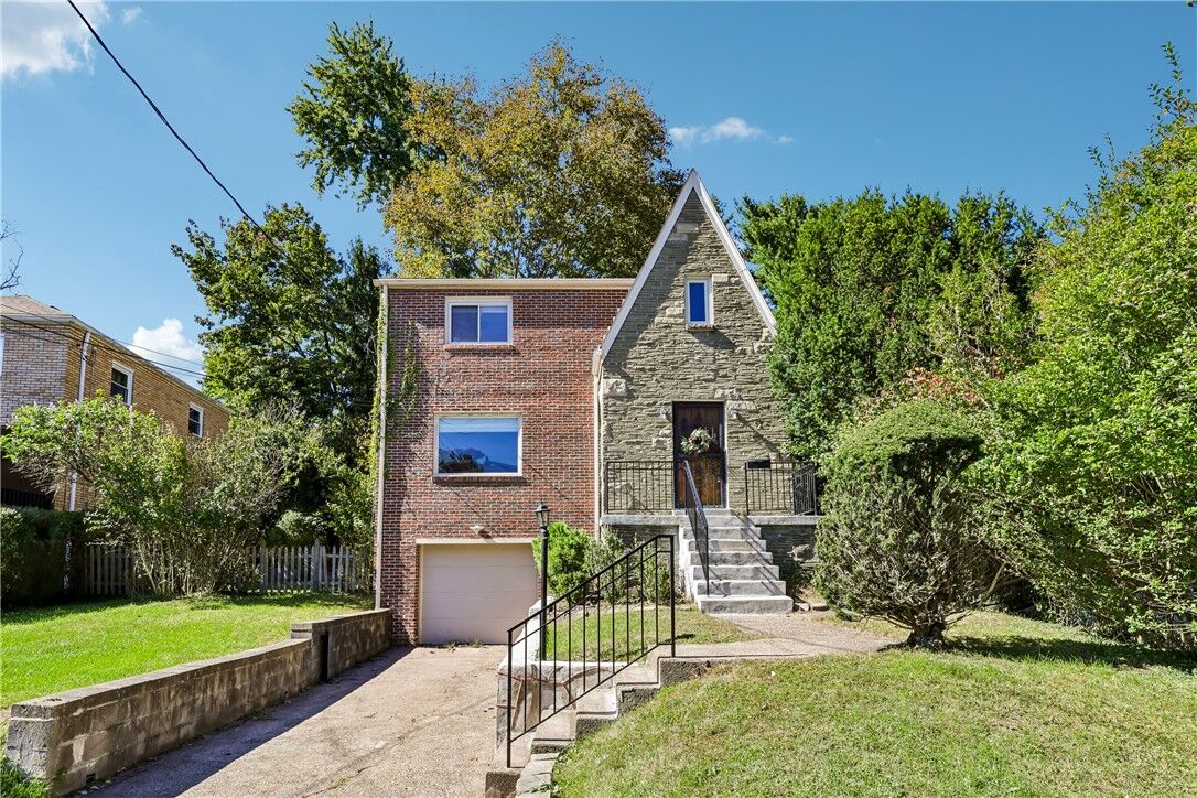 Property Photo:  1529 Hawthorne St  PA 15201 
