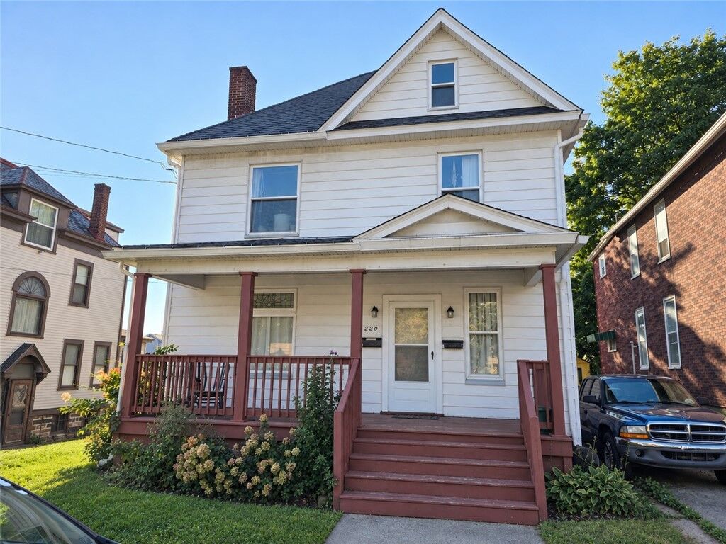 Property Photo:  220 N Monroe St  PA 16001 