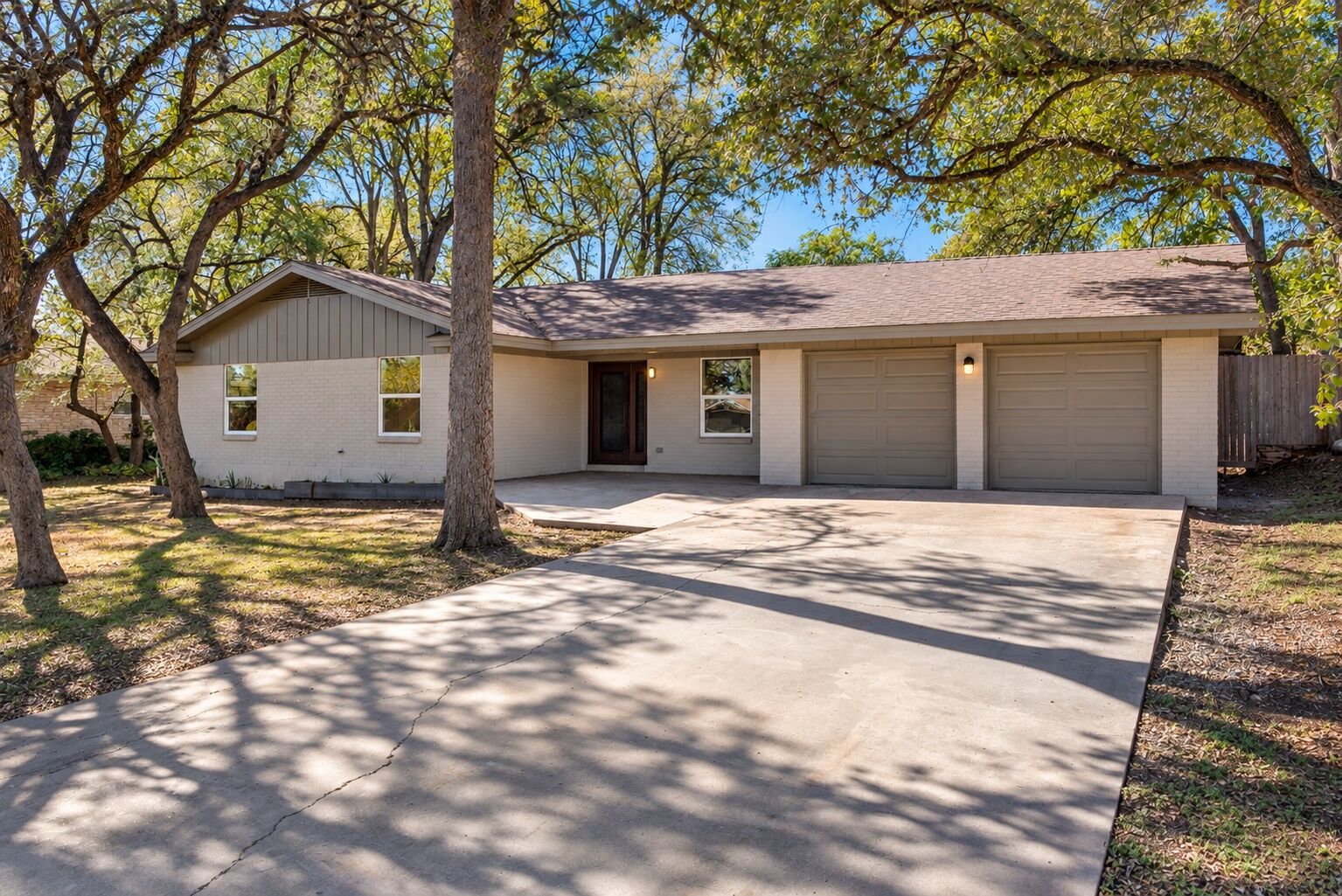 Property Photo: 5704 Parkwood Drive TX 78735