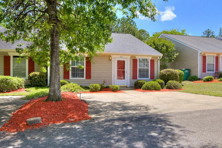 Property Photo:  408 Tracewood Place  SC 29803 