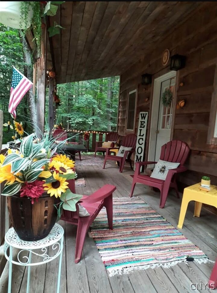 Property Photo:  14 Hayloft  NY 13437 