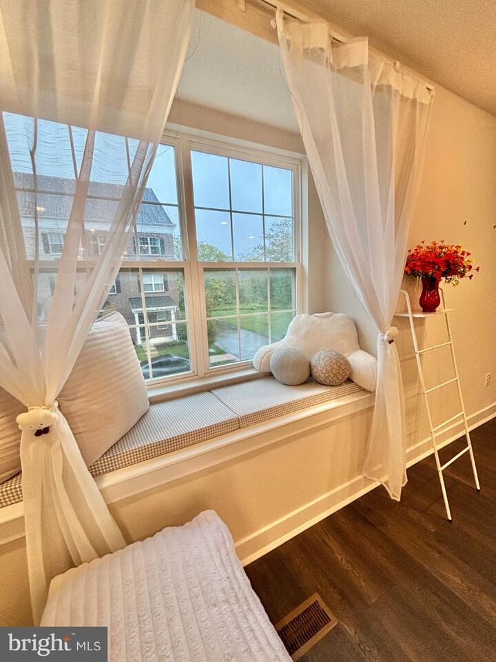 Property Photo: 118 Annapolis Street A PA 19020