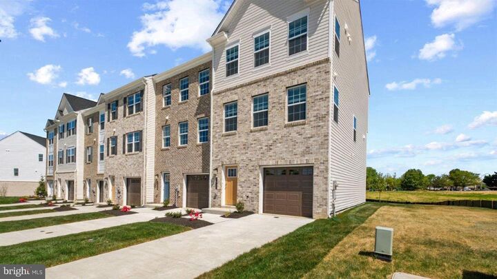 Property Photo:  7602 Daybreak Drive  MD 20613 
